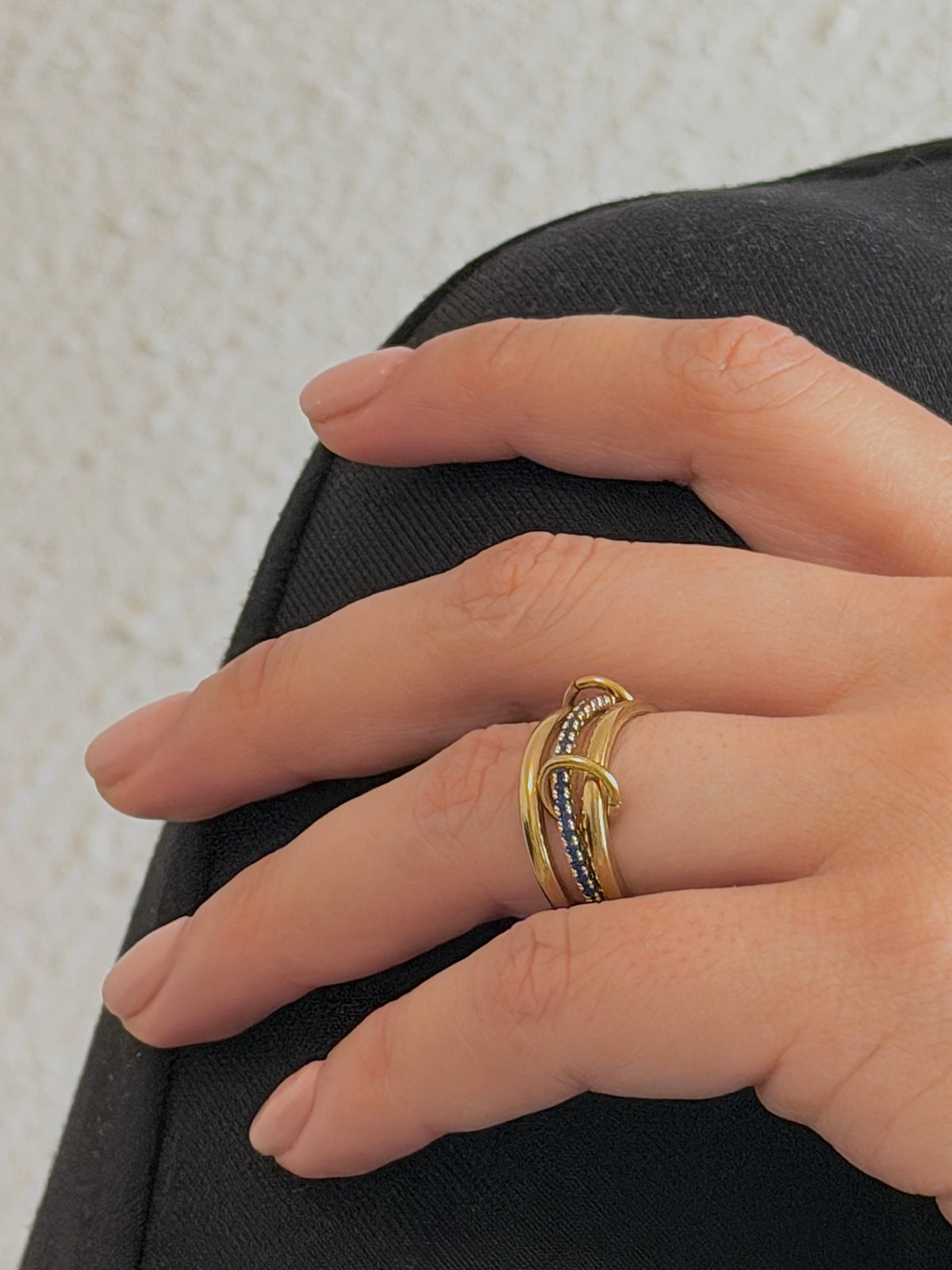 Anillo Hidden