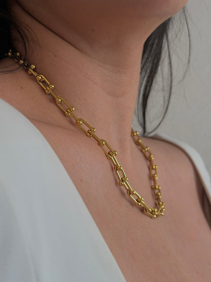 Collar Tautan