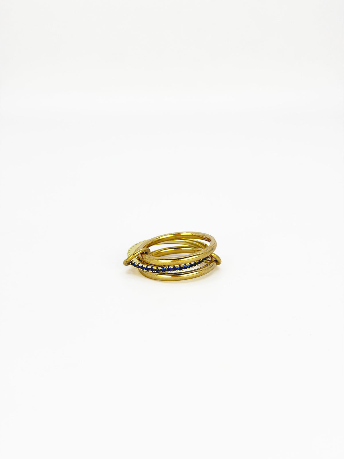 Anillo Hidden