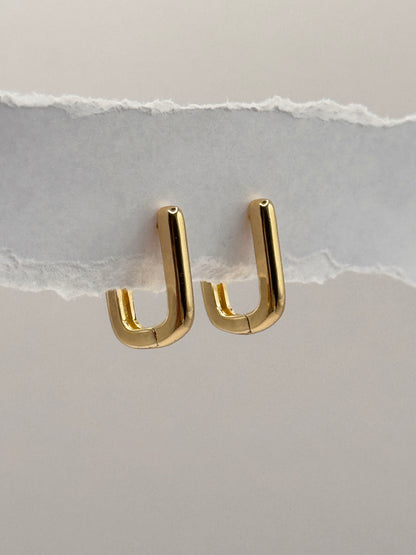 Aretes Nai